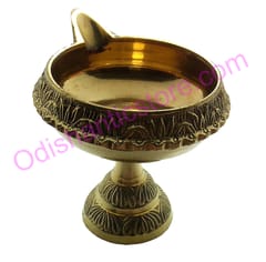 Brass Ubera Stand Deepa