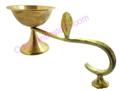 Brass Karpur Alati Stand