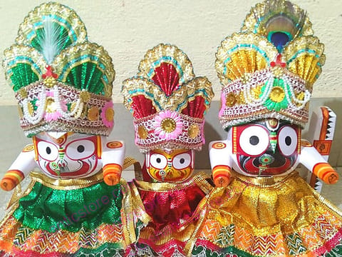 Jagannath Balabhadra Subhadra Idol With Puja Pagadi Dress 6 Inch